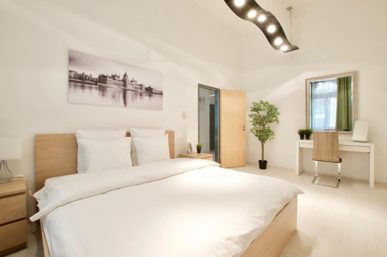 St. King 1 By Hi5 Apartments 布达佩斯 外观 照片