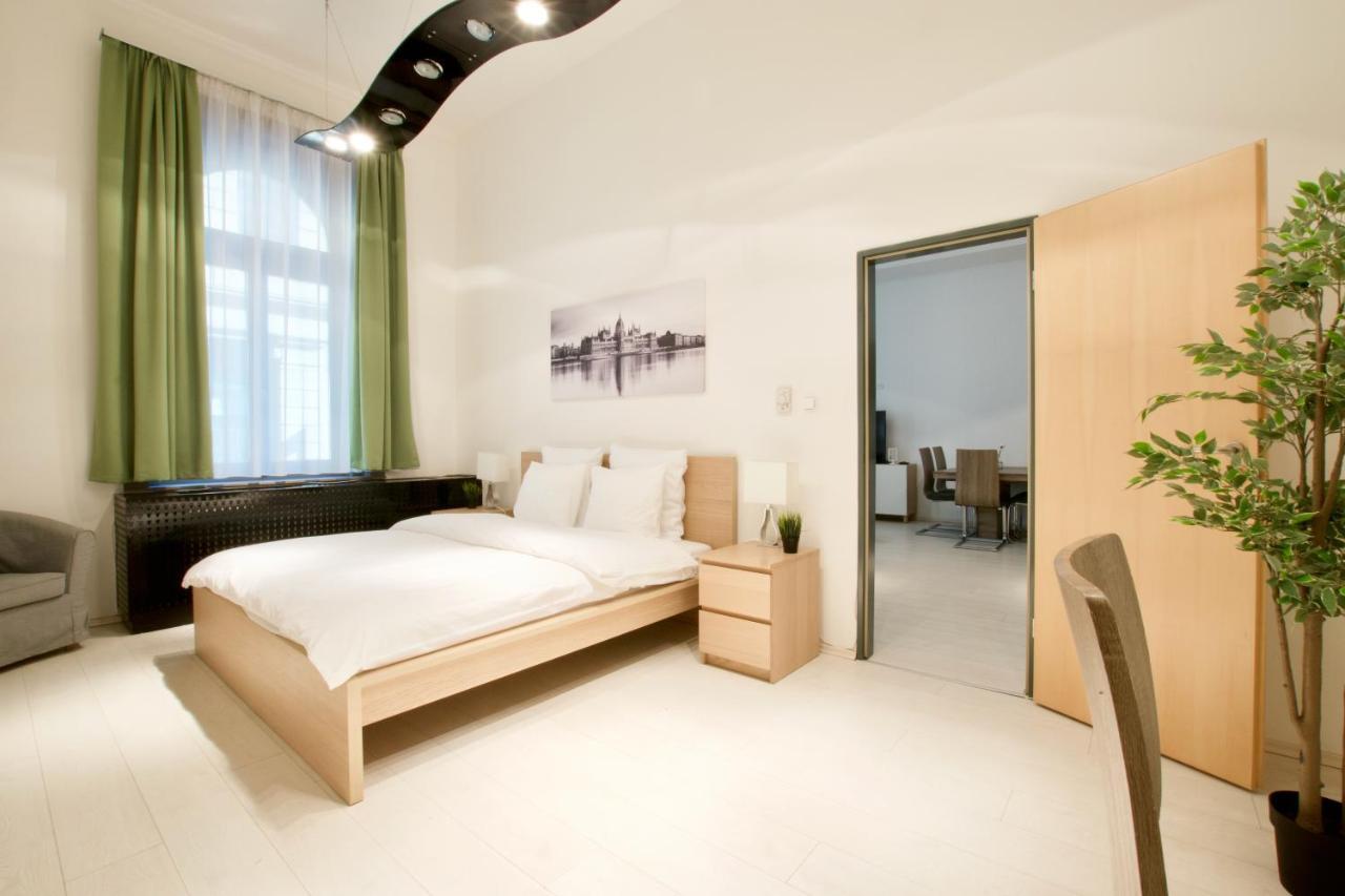 St. King 1 By Hi5 Apartments 布达佩斯 外观 照片
