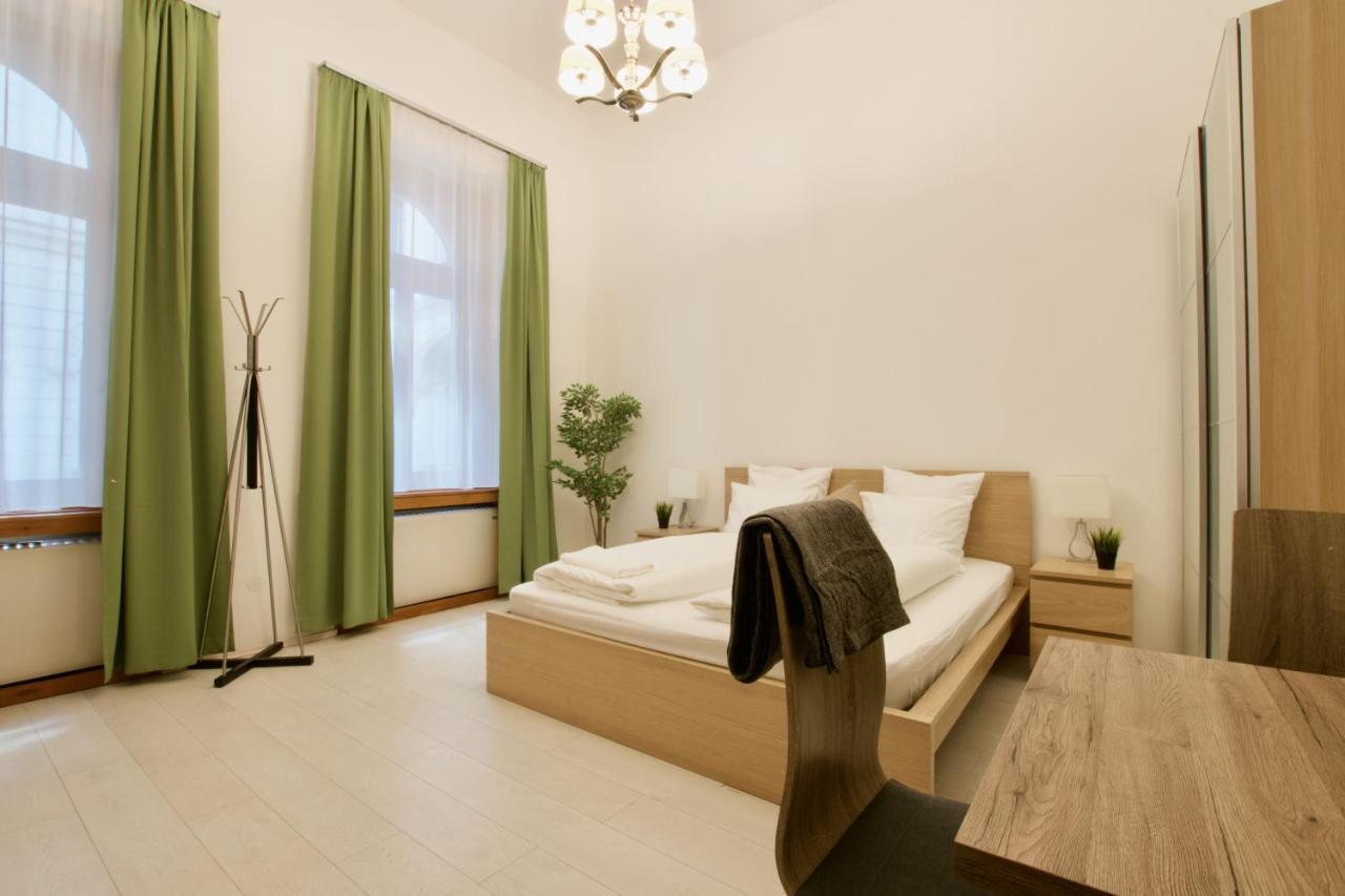 St. King 1 By Hi5 Apartments 布达佩斯 外观 照片